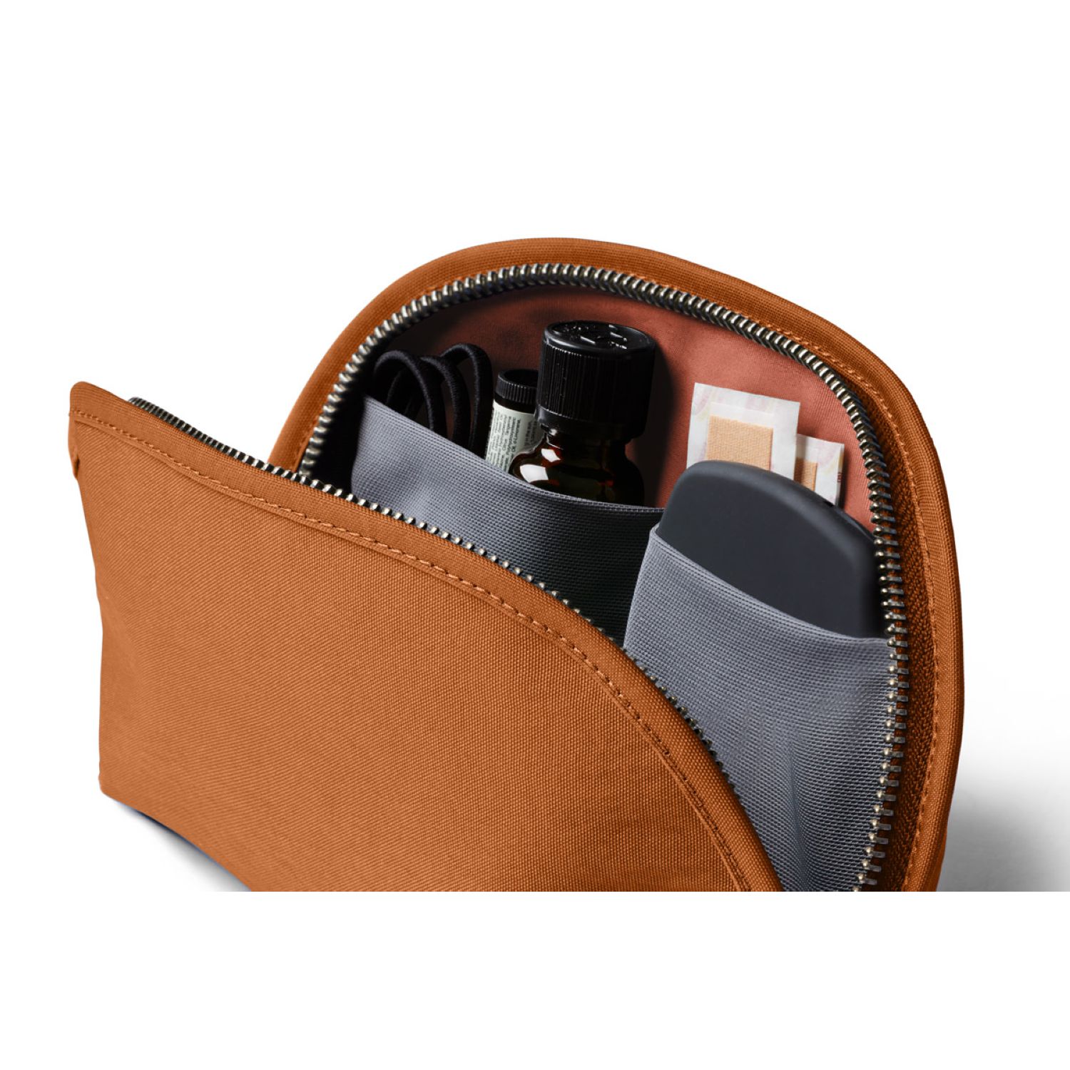 Bellroy pouch discount